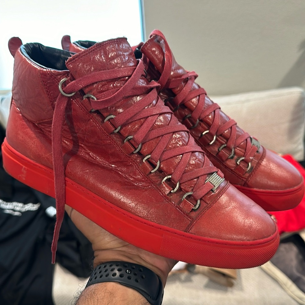 Balenciaga arena 43